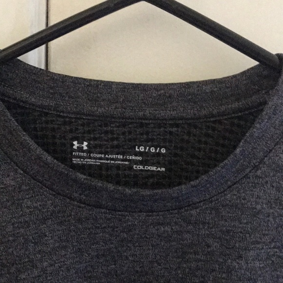 Under Armour fitted long sleeve - Picture 2 of 2